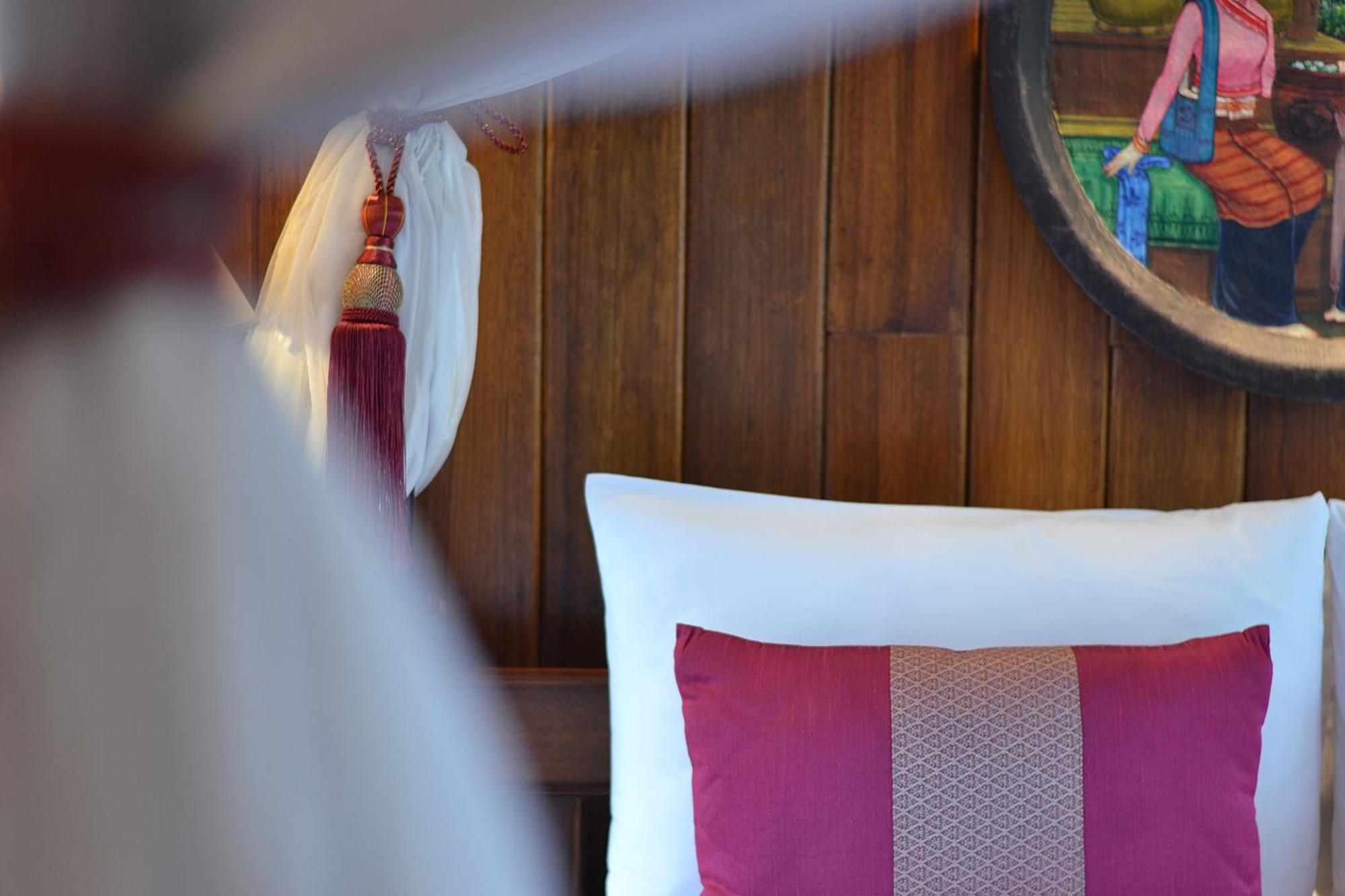 Thai Thai Sukhothai Resort Room photo