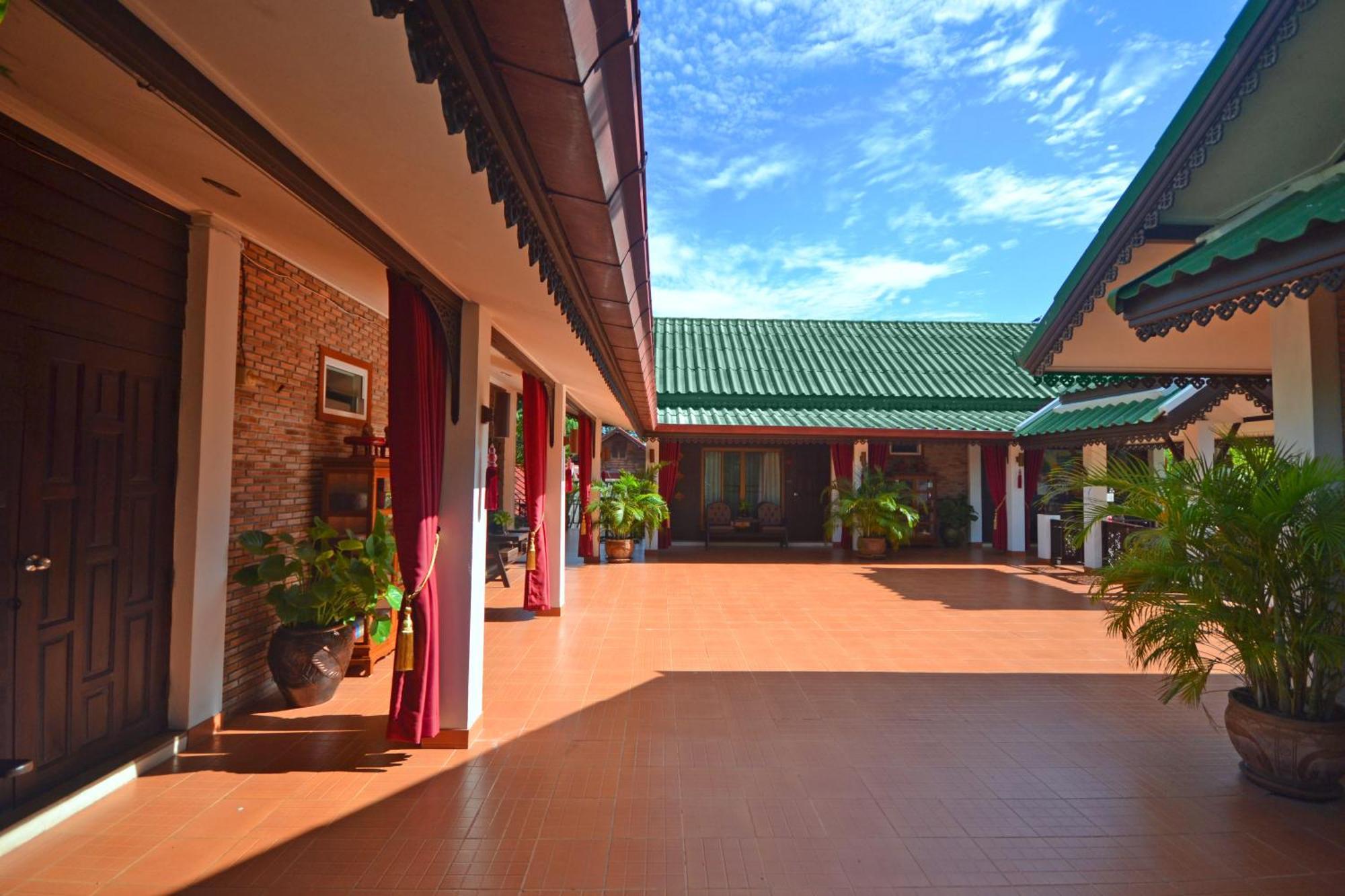 Thai Thai Sukhothai Resort Exterior photo